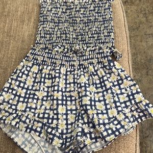 Floral blue print perfect condition!